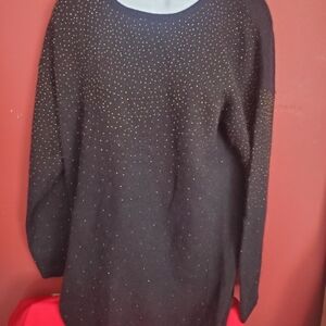 Lord Taylor wool long sweater Sz L. Black with sequins